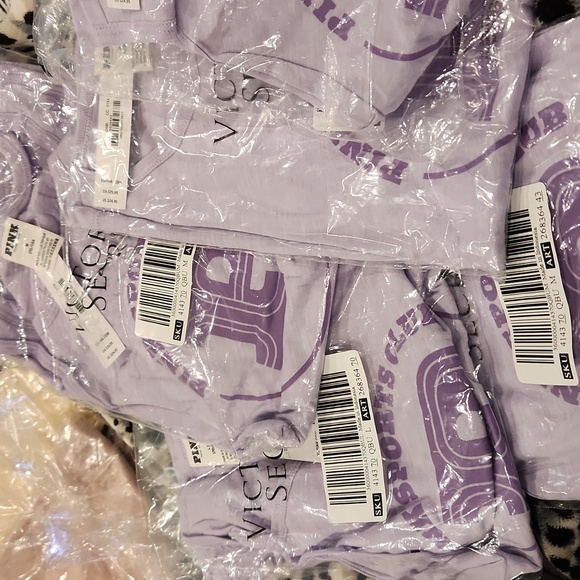 Victoria's Secret Pink - COTTON CROPPED RACERBACK TANK TOP - Picture 6 of 6